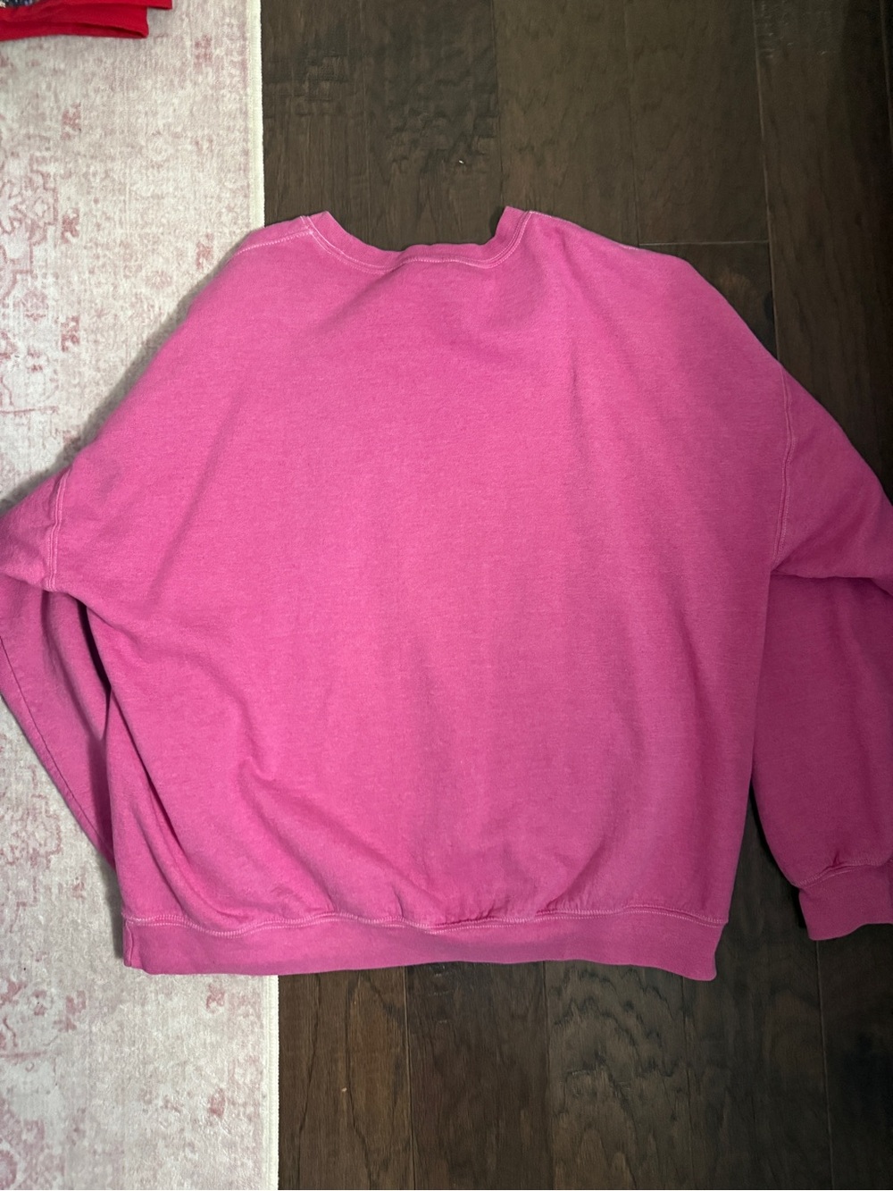 Urban Outfitters Nirvana Pink Graphic Crewneck Sweatshirt size S/M - Picture 2 of 3